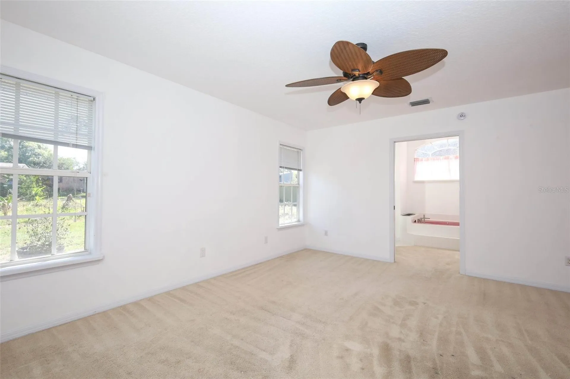 1932 Monterey Drive Deltona FL 32738
