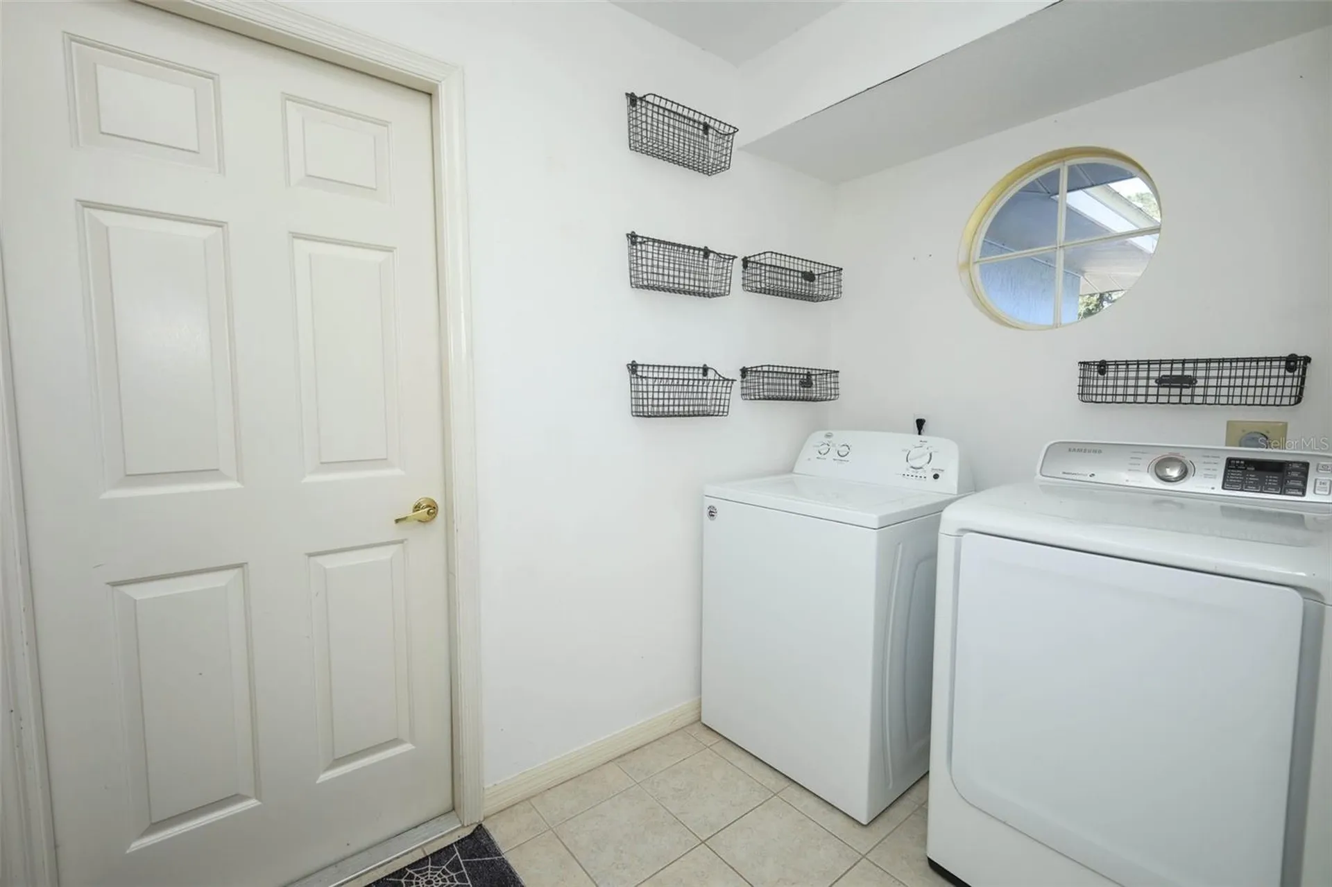 1932 Monterey Drive Deltona FL 32738