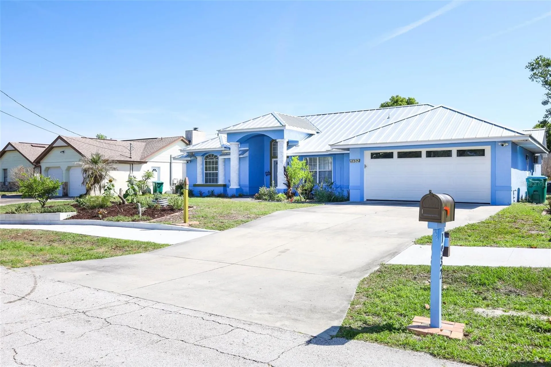 1932 Monterey Drive Deltona FL 32738
