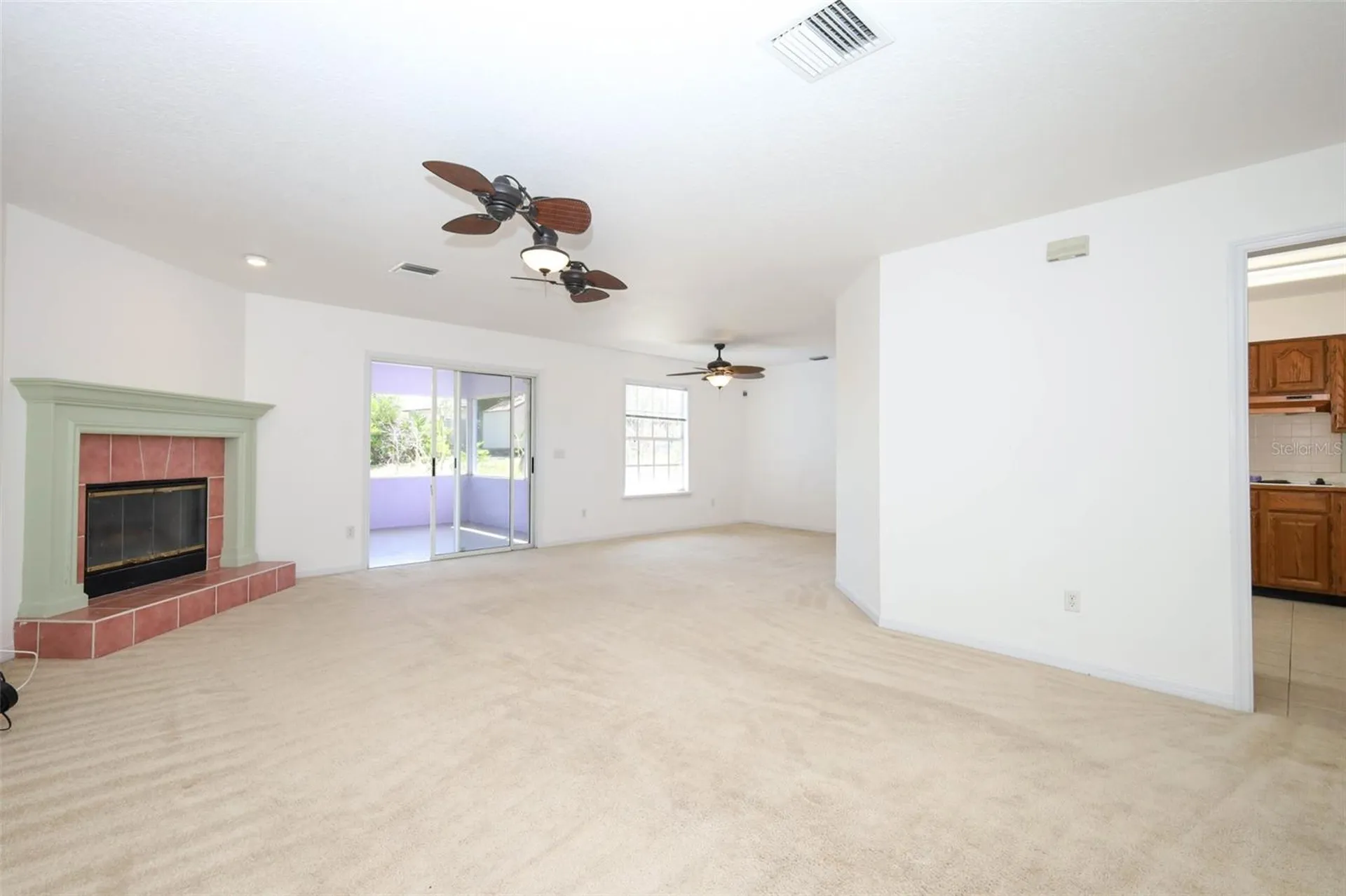1932 Monterey Drive Deltona FL 32738
