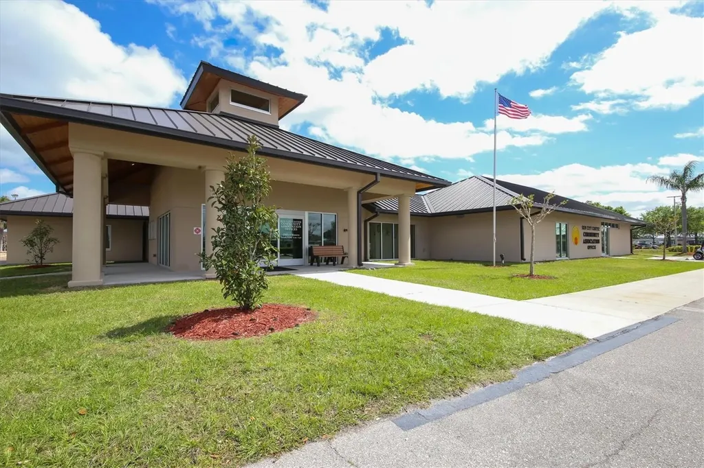 1834 E Del Webb Boulevard Sun City Center FL 33573
