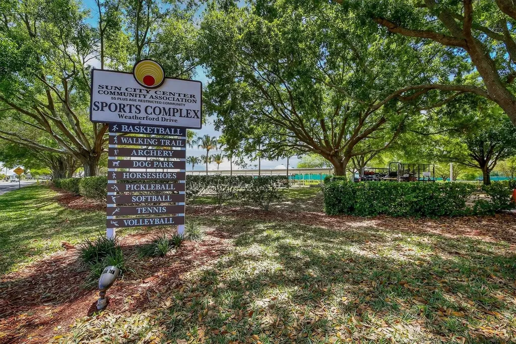 1834 E Del Webb Boulevard Sun City Center FL 33573