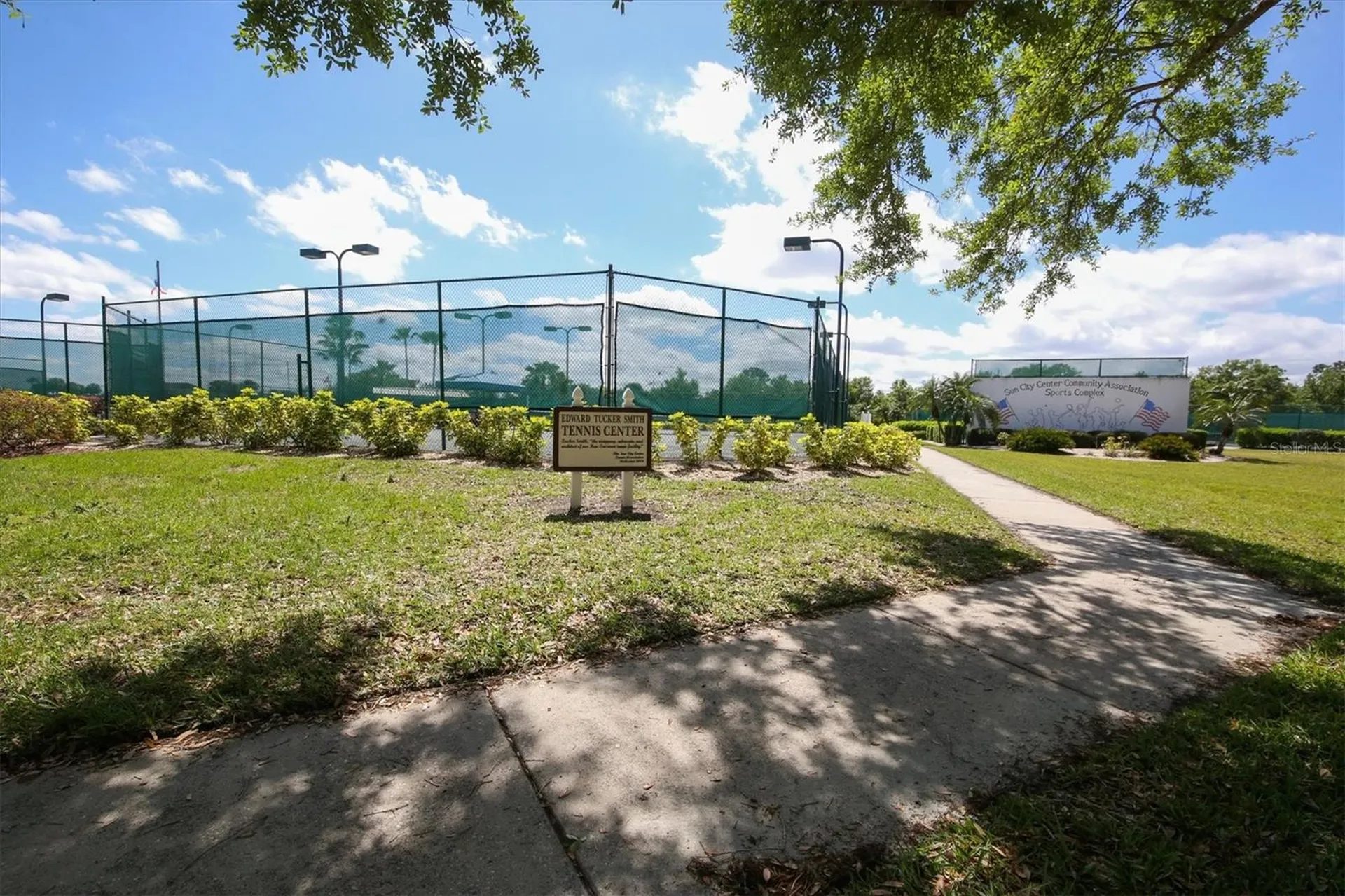 1834 E Del Webb Boulevard Sun City Center FL 33573