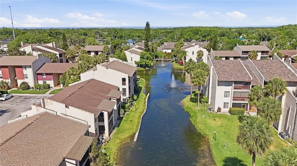 3853 S Lake Drive Tampa FL 33614