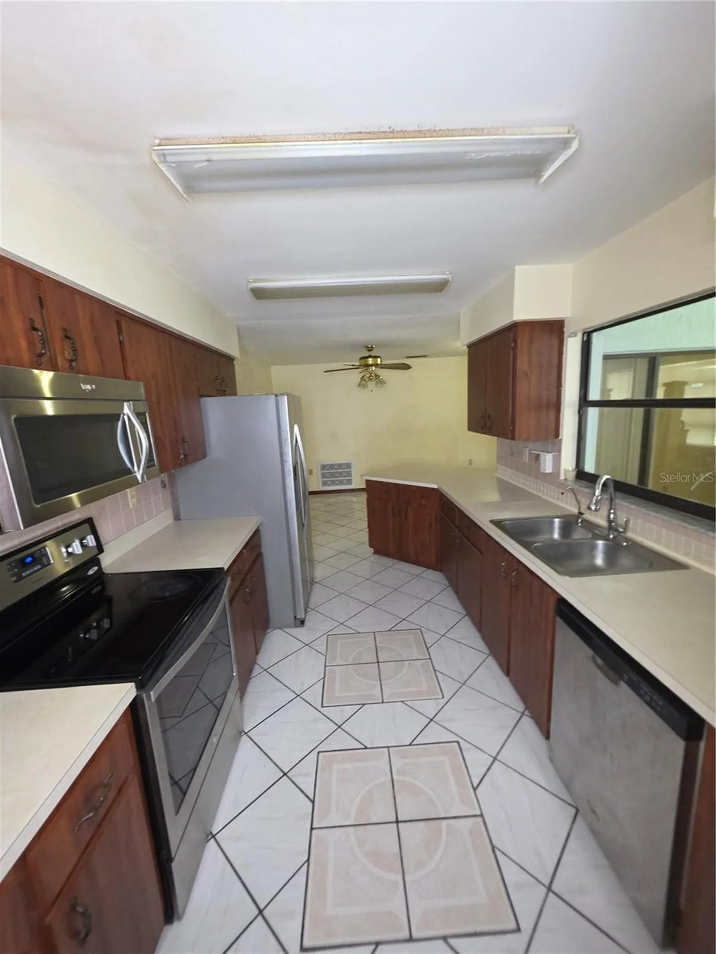 664 Milan Drive Kissimmee FL 34758