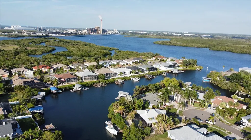6612 Blackfin Way Apollo Beach FL 33572