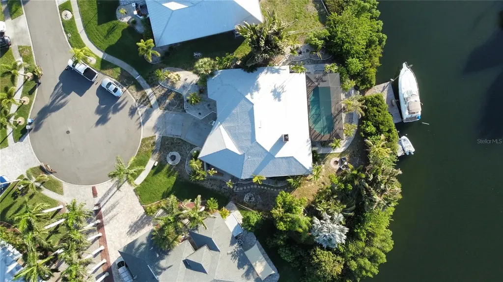 6612 Blackfin Way Apollo Beach FL 33572