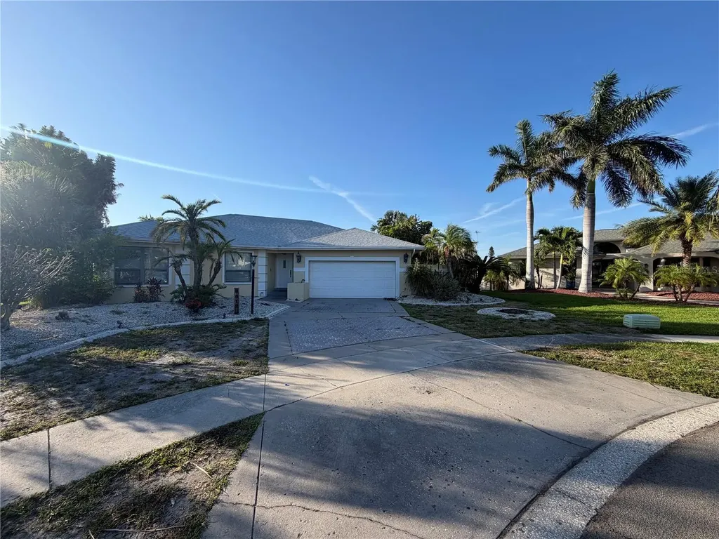 6612 Blackfin Way Apollo Beach FL 33572