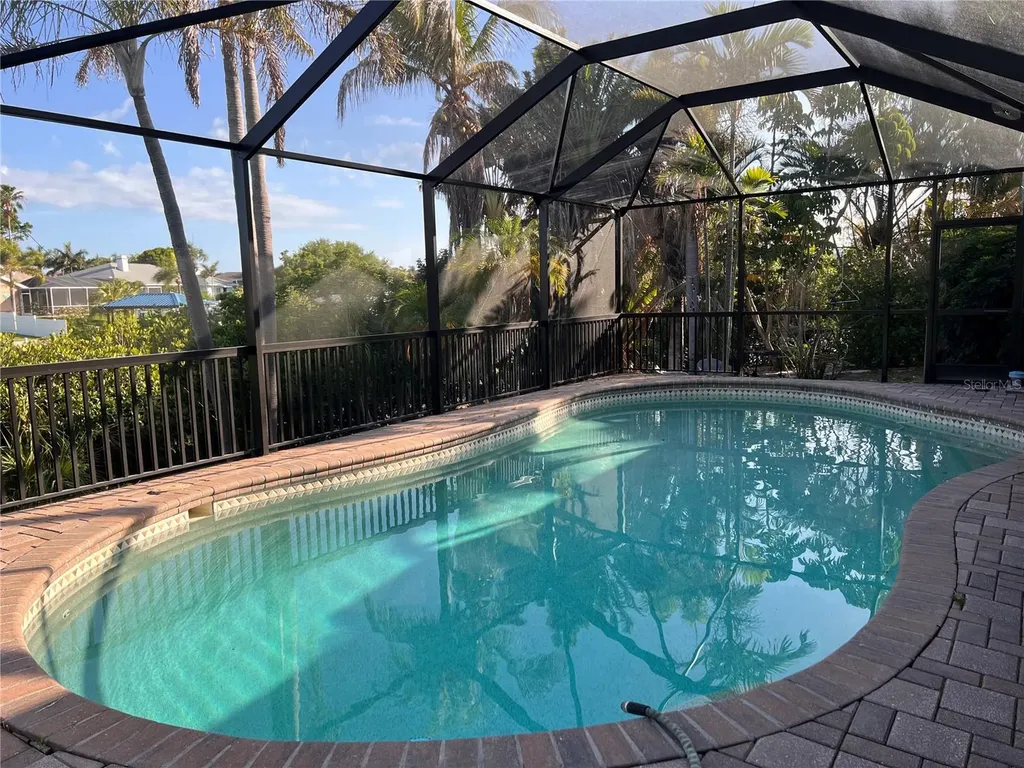 6612 Blackfin Way Apollo Beach FL 33572