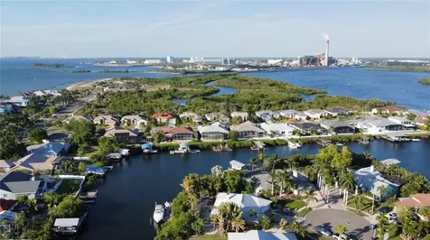 6612 Blackfin Way Apollo Beach FL 33572