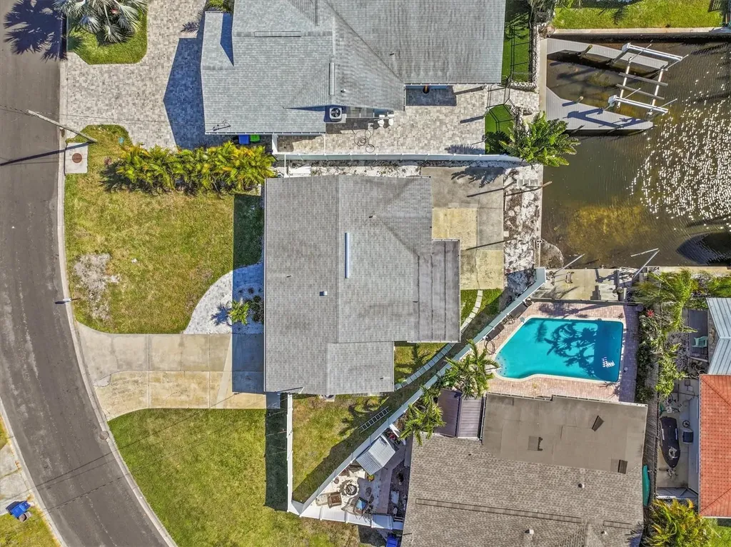 310 Westwinds Drive Palm Harbor FL 34683