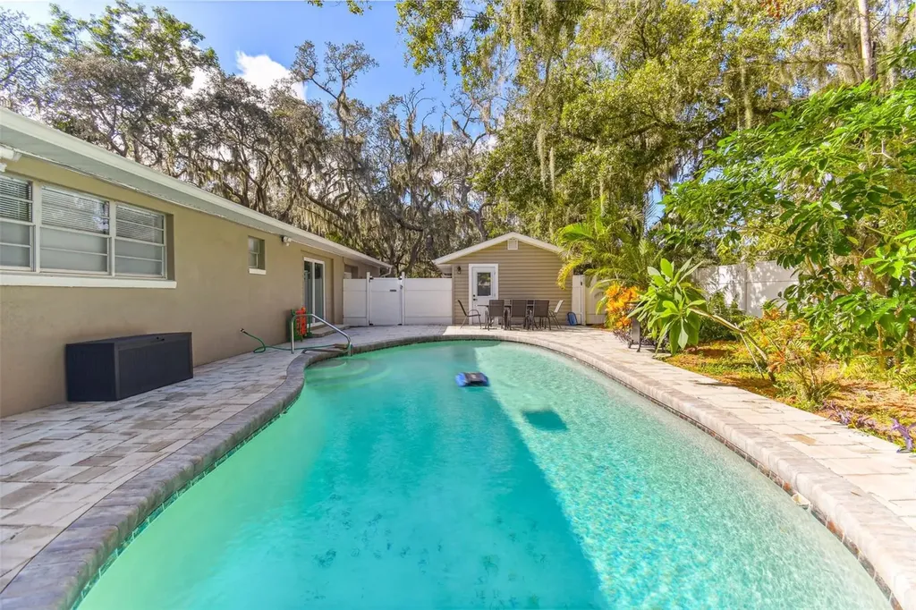 414 Joyce Avenue Temple Terrace FL 33617
