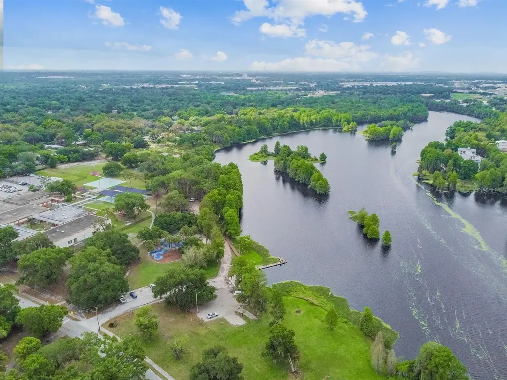 414 Joyce Avenue Temple Terrace FL 33617