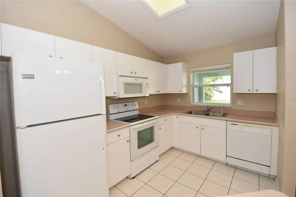 32 Slumber Path Palm Coast FL 32164