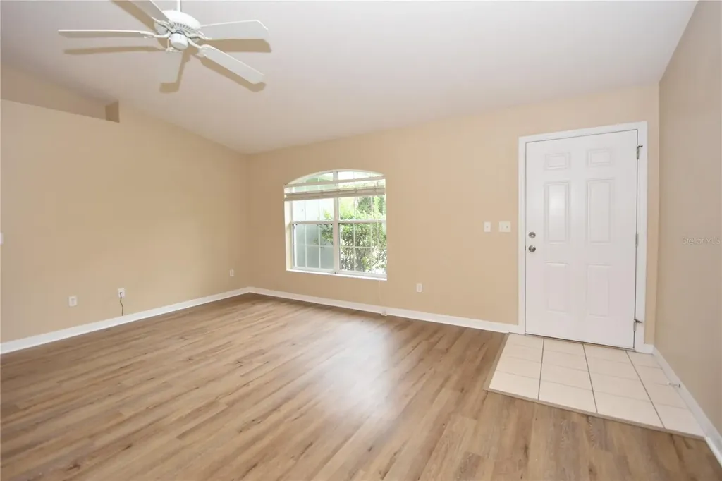 32 Slumber Path Palm Coast FL 32164