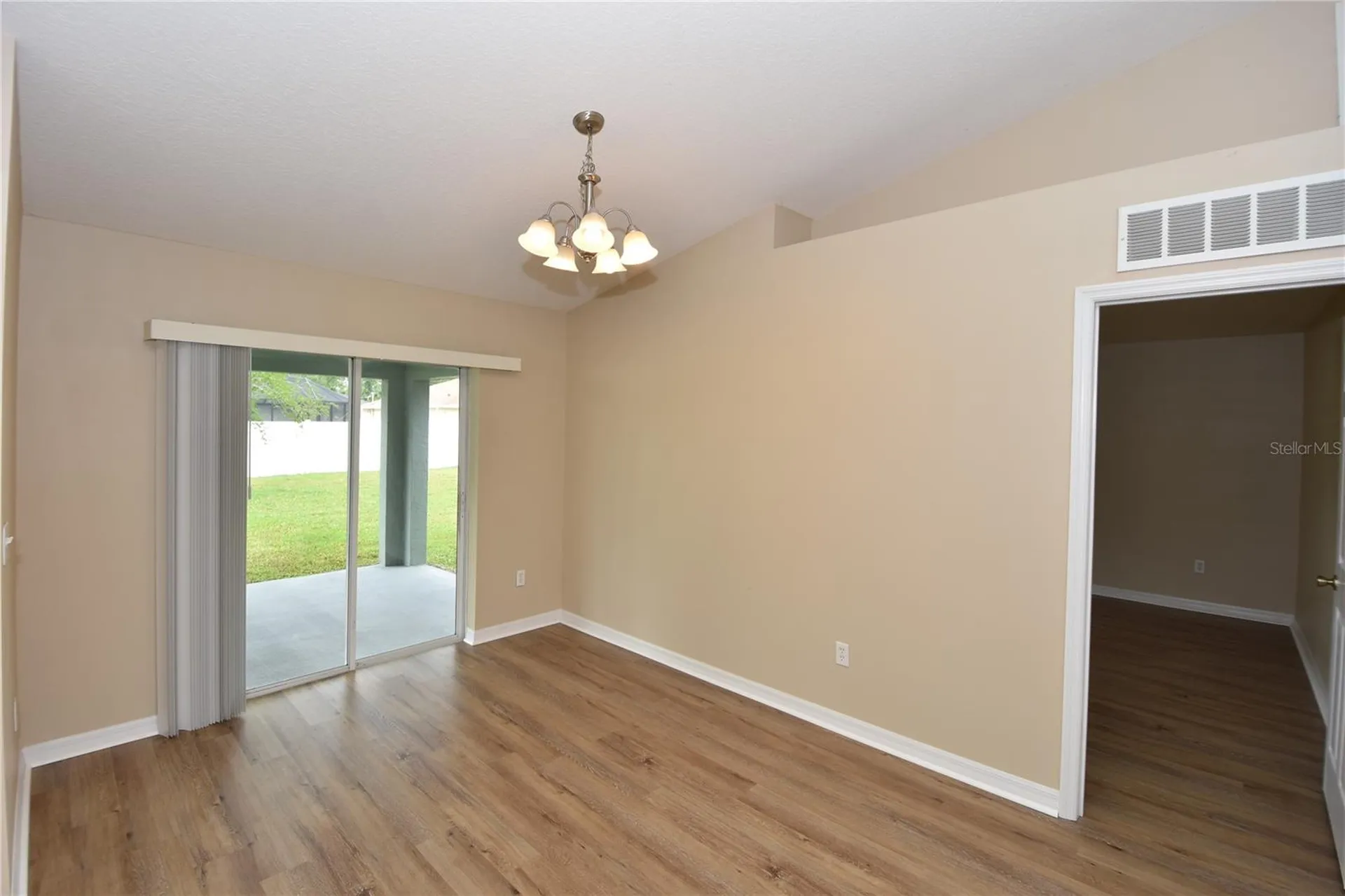 32 Slumber Path Palm Coast FL 32164