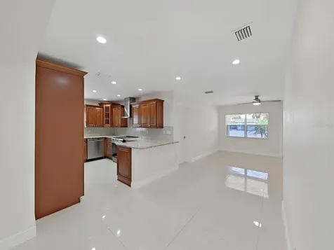 4726 Eldorado Drive Tampa FL 33615