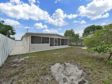 4726 Eldorado Drive Tampa FL 33615