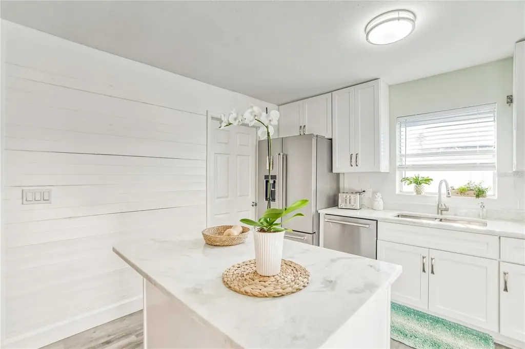 6004 Golf And Sea Boulevard Apollo Beach FL 33572
