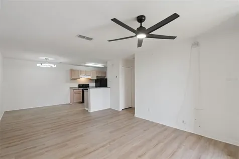8813 Latrec Avenue Orlando FL 32819