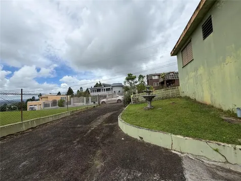 #21 Platino Street Villas De Oro Dev. Caguas PR 00725