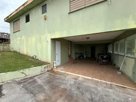 #21 Platino Street Villas De Oro Dev. Caguas PR 00725