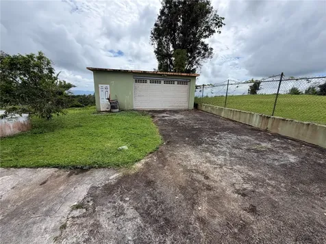 #21 Platino Street Villas De Oro Dev. Caguas PR 00725