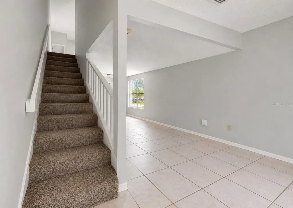 2316 Fletchers Point Circle Tampa FL 33613
