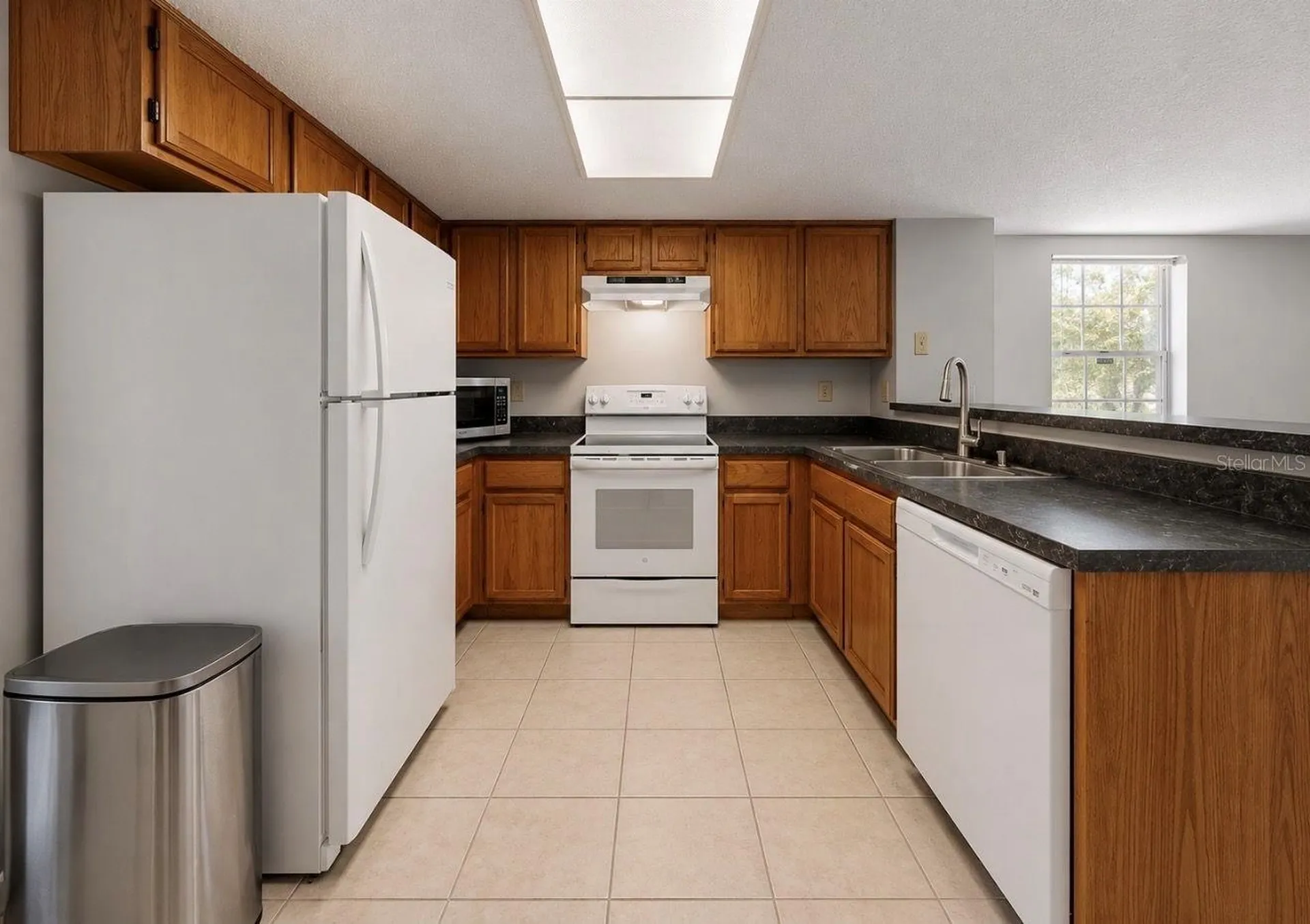 2316 Fletchers Point Circle Tampa FL 33613