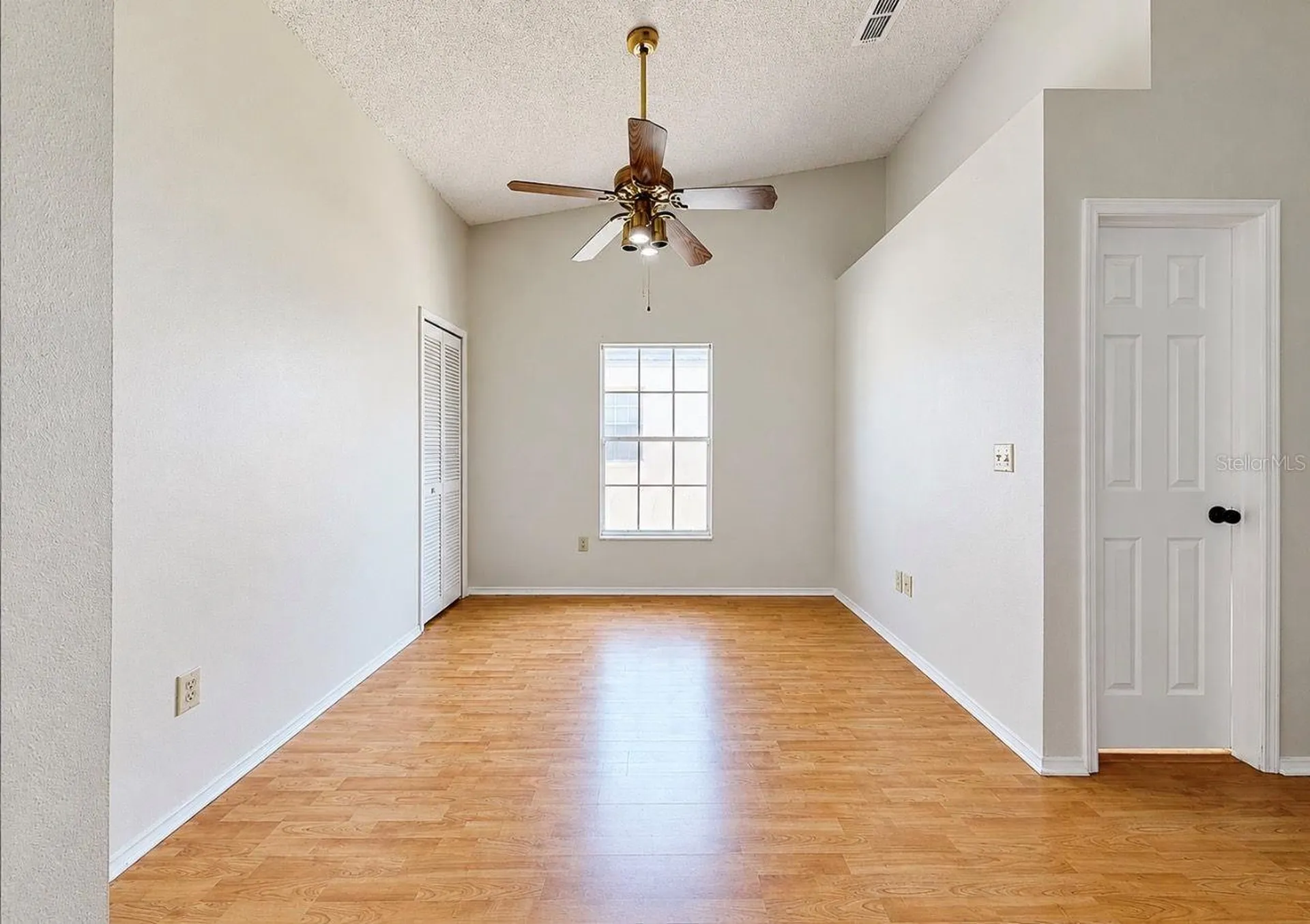 2316 Fletchers Point Circle Tampa FL 33613