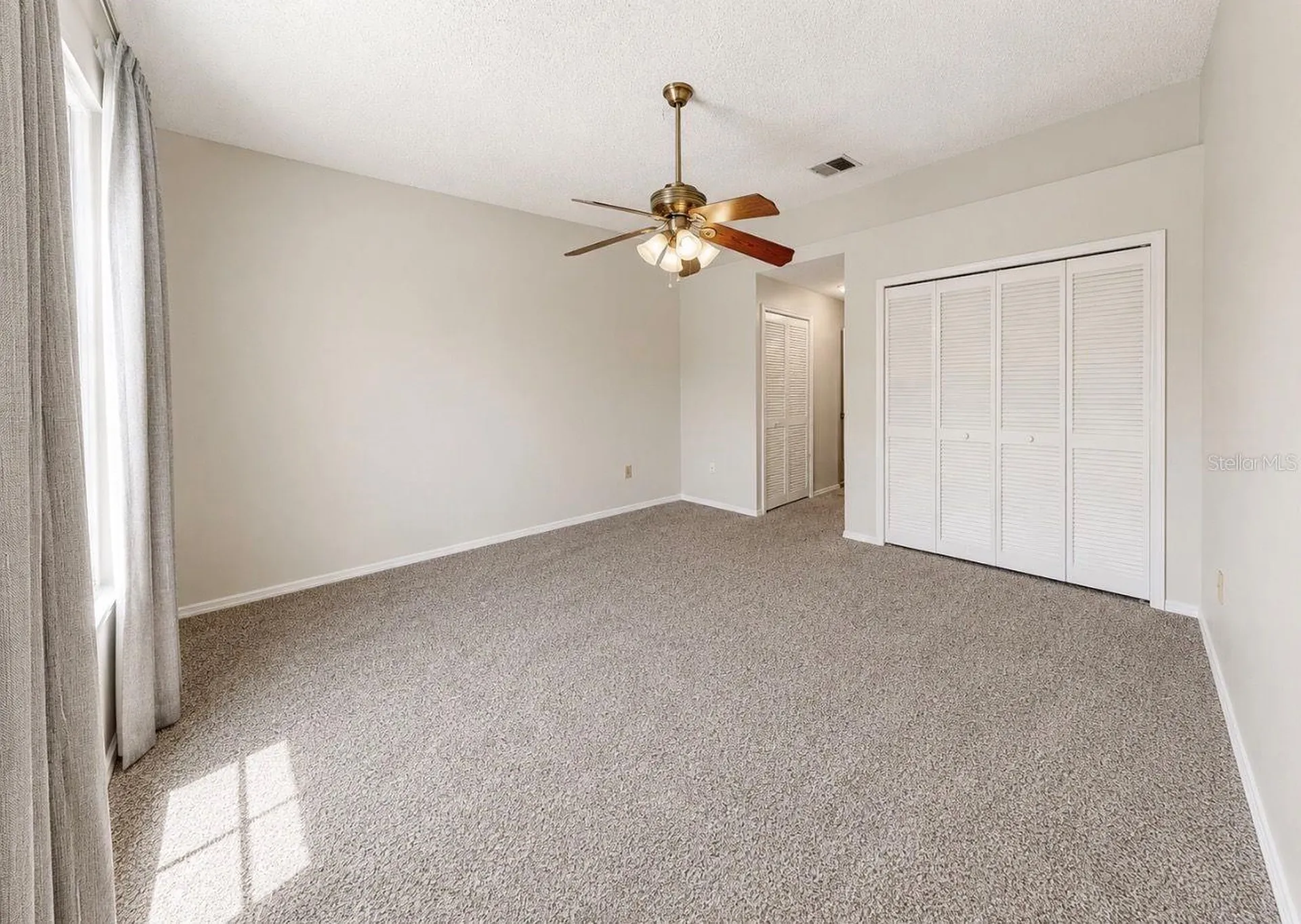 2316 Fletchers Point Circle Tampa FL 33613