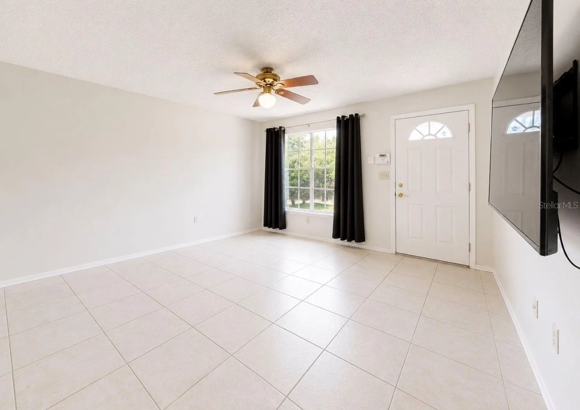 2316 Fletchers Point Circle Tampa FL 33613