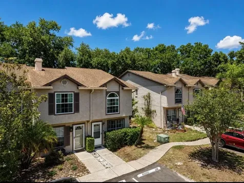 2316 Fletchers Point Circle Tampa FL 33613