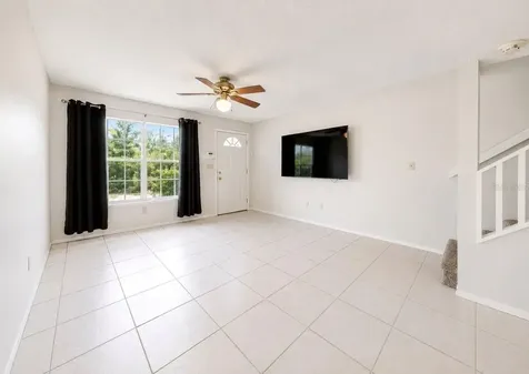 2316 Fletchers Point Circle Tampa FL 33613