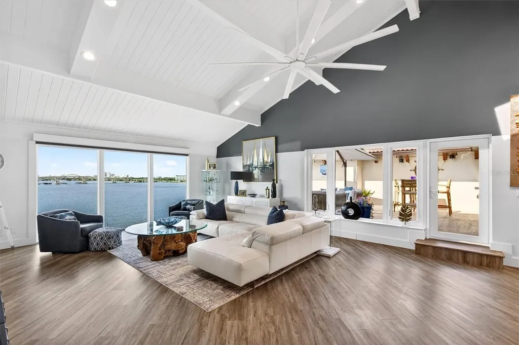 661 Marina Point Drive Daytona Beach FL 32114