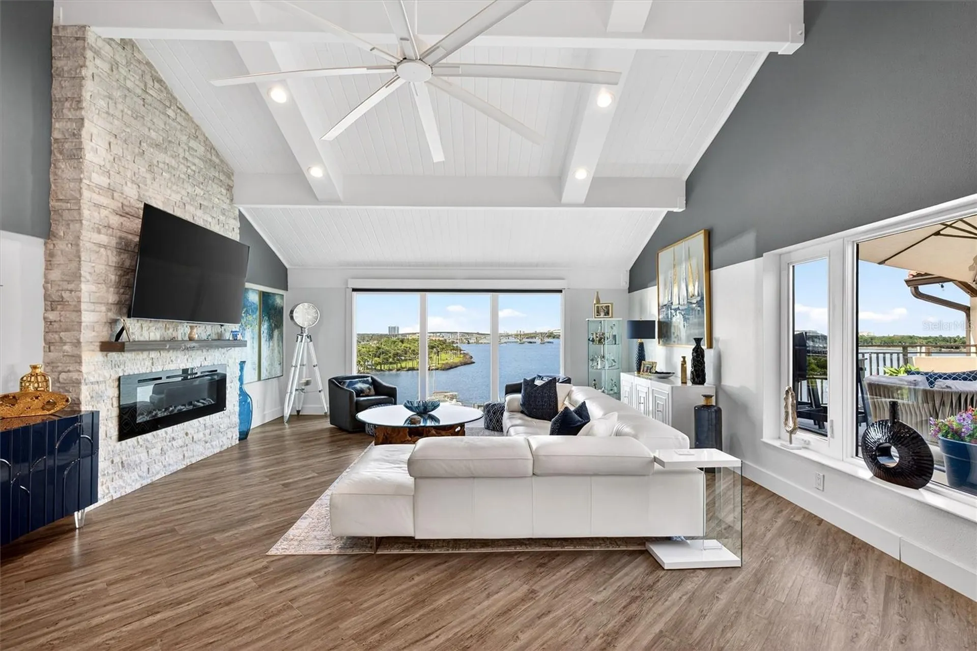 661 Marina Point Drive Daytona Beach FL 32114