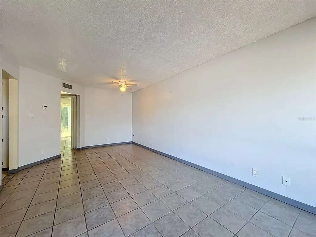 2636 Lemon Tree Lane Orlando FL 32839
