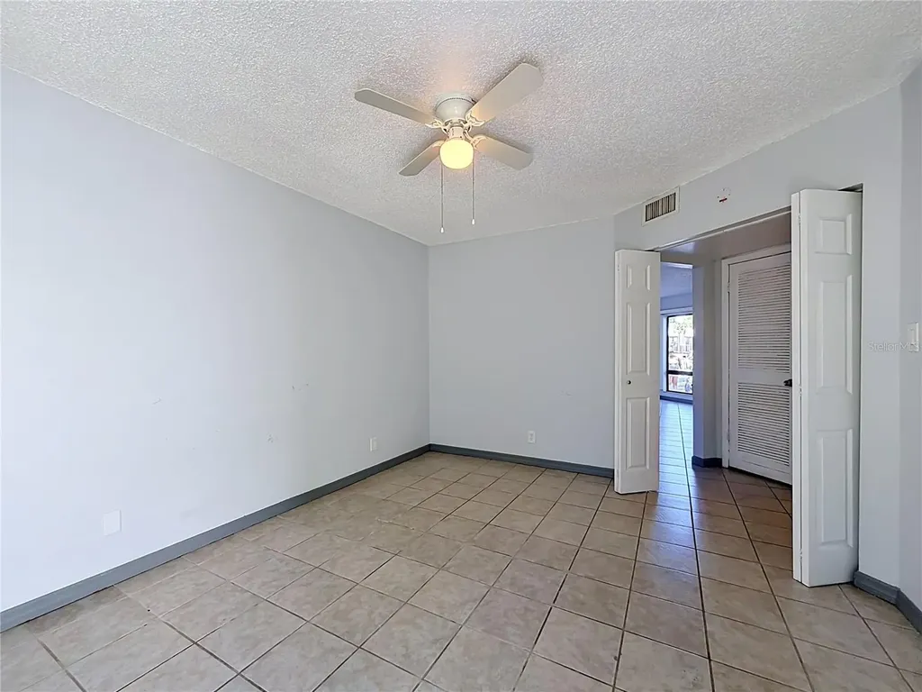 2636 Lemon Tree Lane Orlando FL 32839