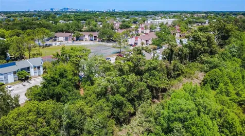 2636 Lemon Tree Lane Orlando FL 32839