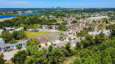 2636 Lemon Tree Lane Orlando FL 32839