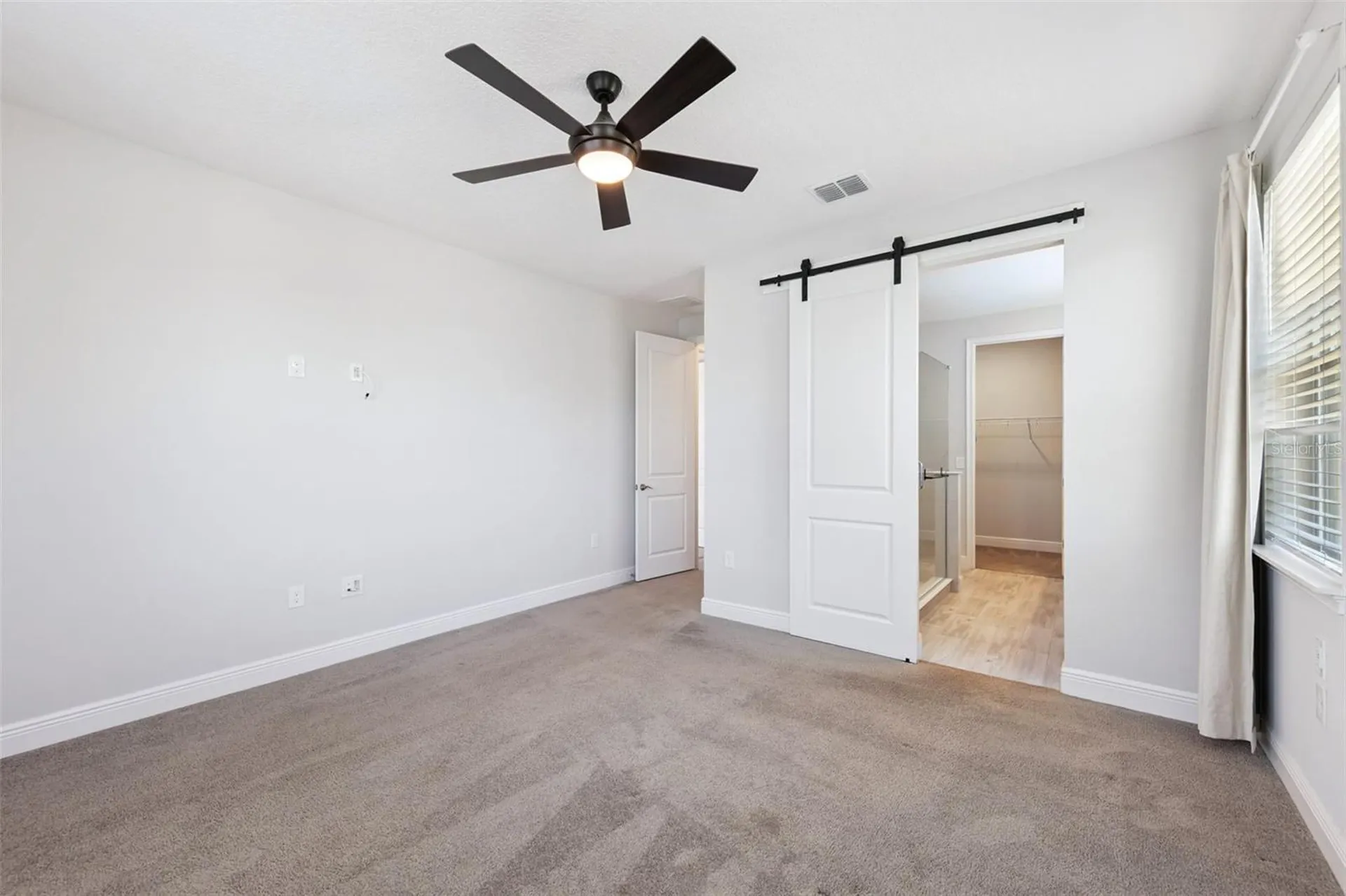 8466 Feringa Alley Orlando FL 32827