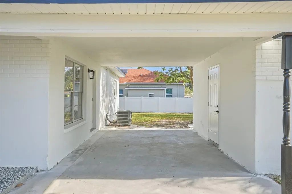 3005 W Saint Conrad Street Tampa FL 33607