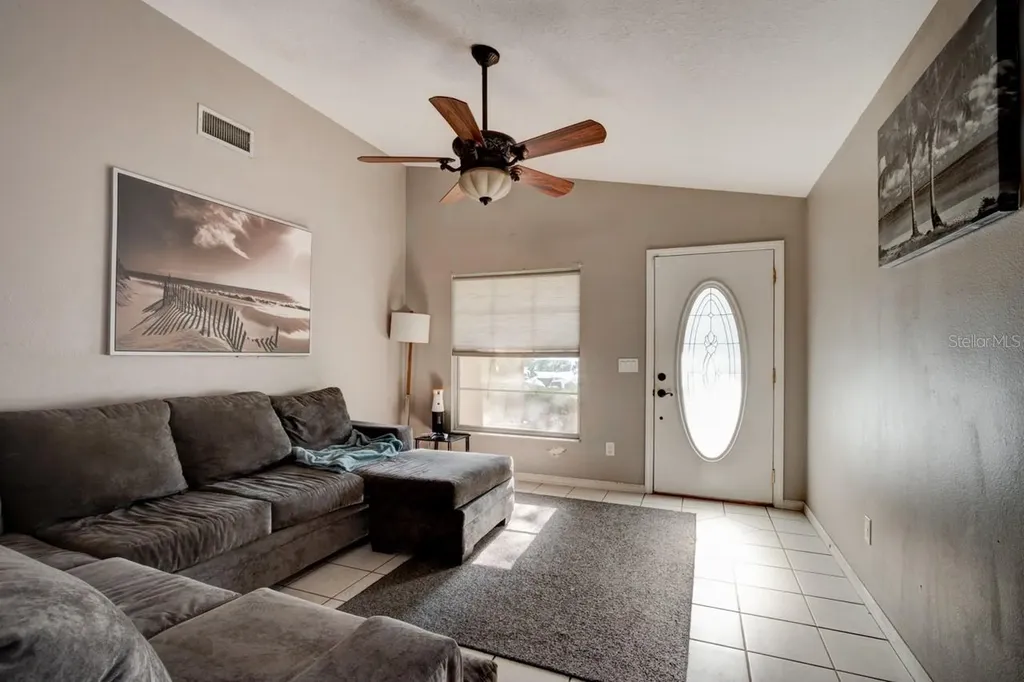 252 E Lancaster Avenue Orange City FL 32763