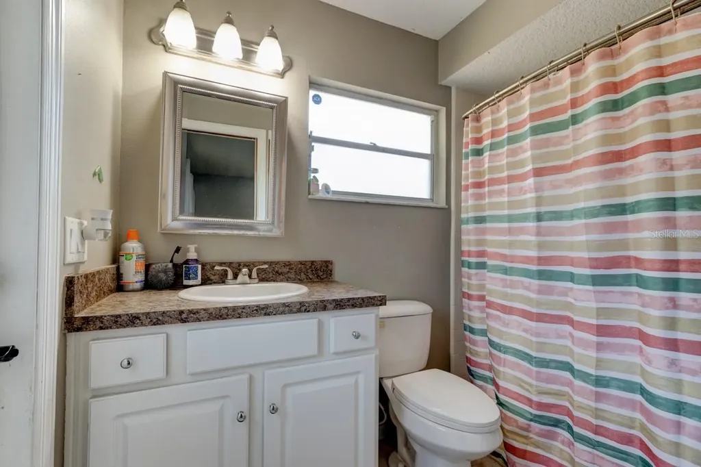 252 E Lancaster Avenue Orange City FL 32763