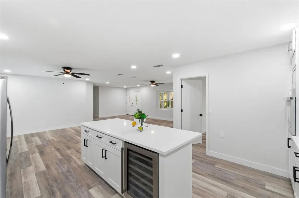 3084 Spirea Street Sarasota FL 34231