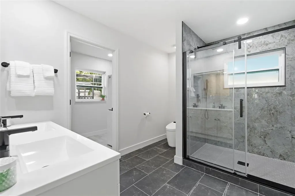 3084 Spirea Street Sarasota FL 34231