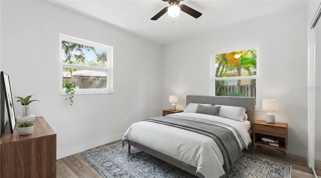 3084 Spirea Street Sarasota FL 34231