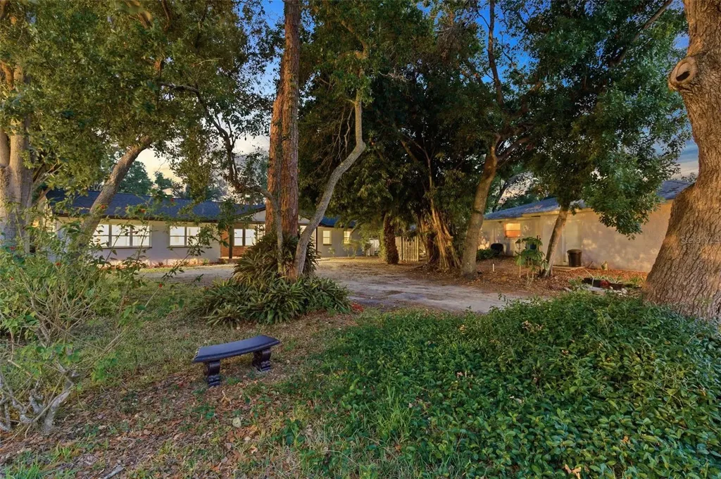 3084 Spirea Street Sarasota FL 34231