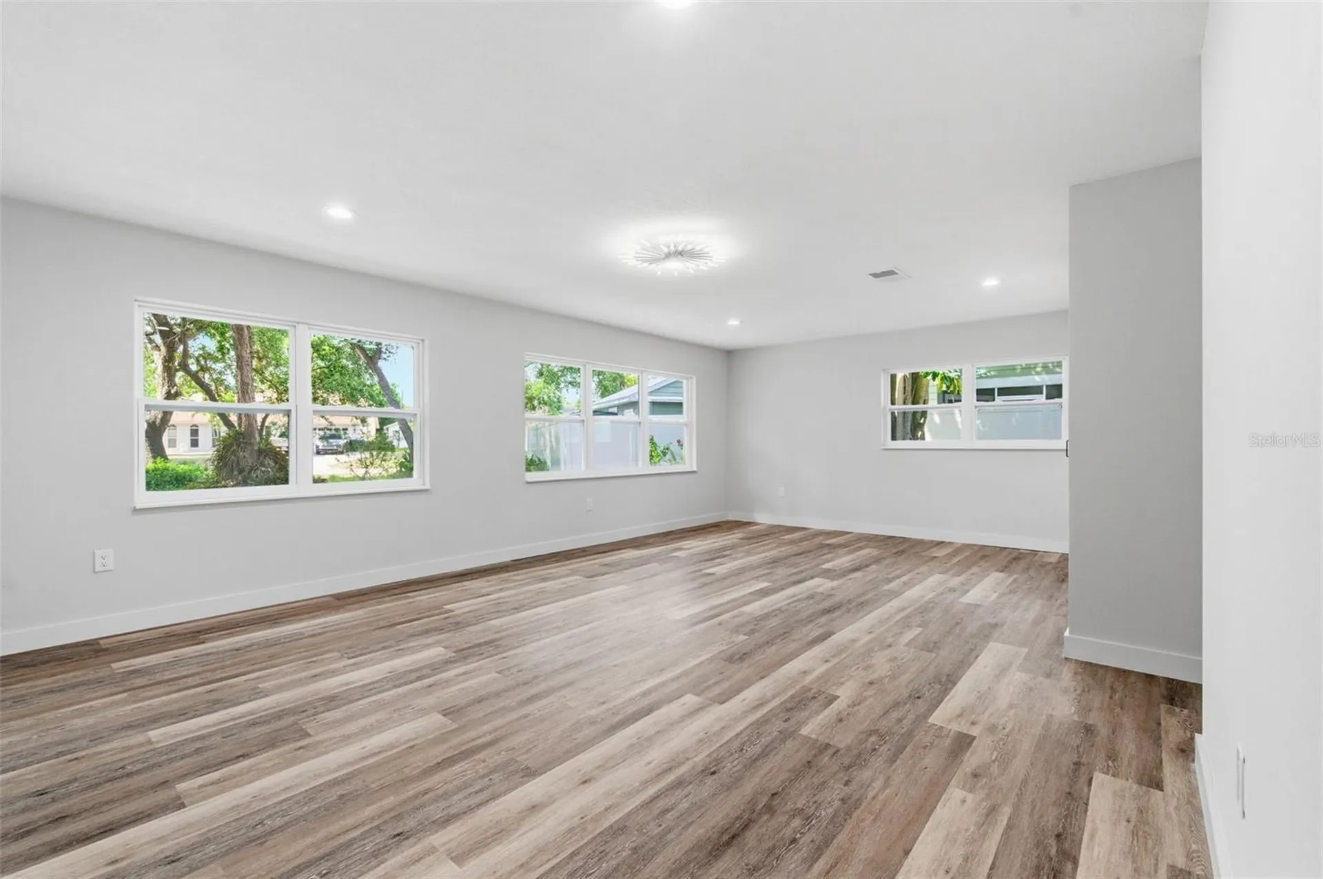 3084 Spirea Street Sarasota FL 34231
