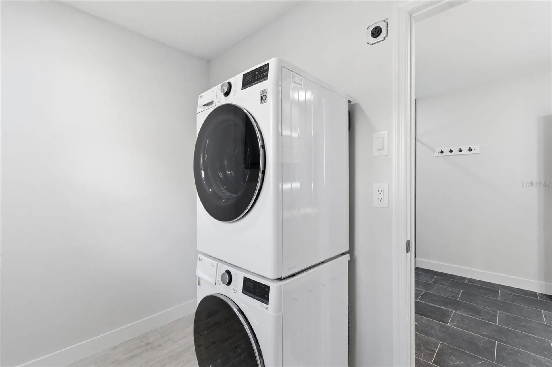 3084 Spirea Street Sarasota FL 34231